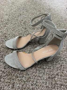 TOP Moda Silver Rhinestone Block Heel Sandals with Ankle Strap